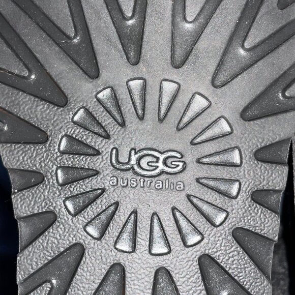 UGG Black Waterproof CAMBRIDGE Suede & Knit Boot S/N 1003175, Women Size 7 - Picture 11 of 16